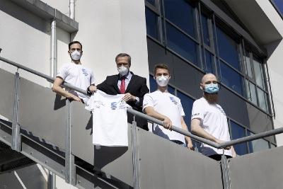 V. li.: Christian Obermeier, Herr Hermsdorf, Marek Völckel und Alexander Schlembach Foto / Dorothea Hoppe-Dörwald