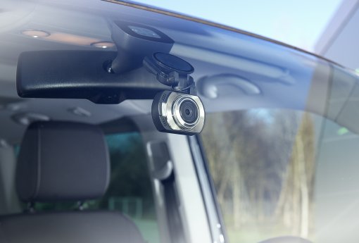 NX-4216_5_NavGear_Full-HD-Dashcam_MDV-2295_mit_GPS_G-Sensor_120-Weitwinkel.jpg