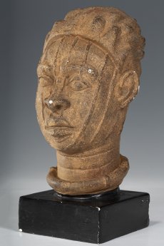Gipsabguss eines Gedenkportraits eines Würdenträgers der Yoruba, Olokun, Ife, heutiges Nigeria ©.jpg