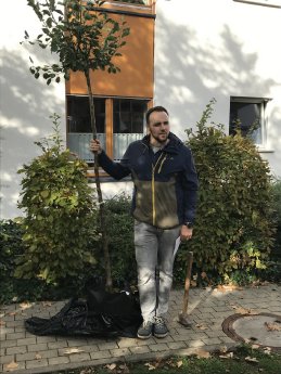 Apfelbaumspende_Landenberger-Schule_Foto-Marco von Holwede (3)_komprimiert.JPG