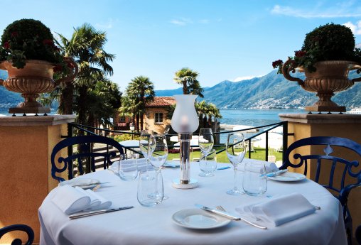 Ristorante La Brezza-Tschuggen Hotel Group-1.jpg