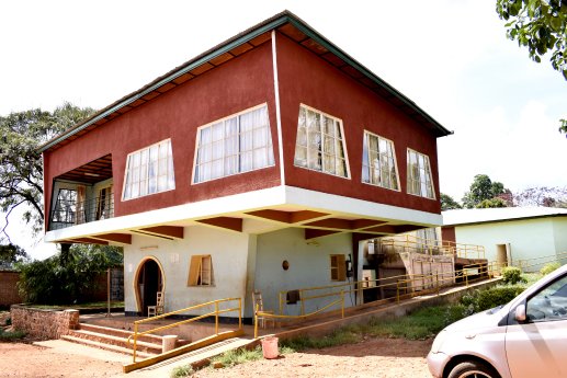Gitega Ancient Haus.JPG