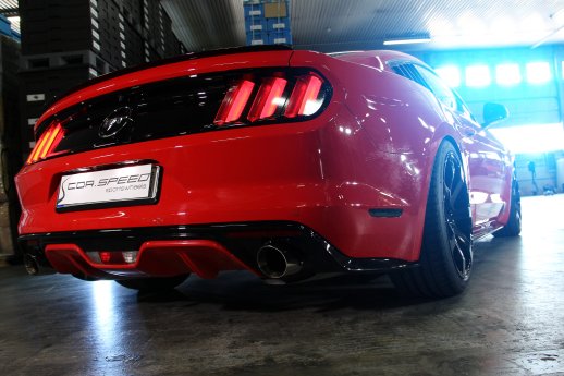 Ford Mustang Bild 4.jpg