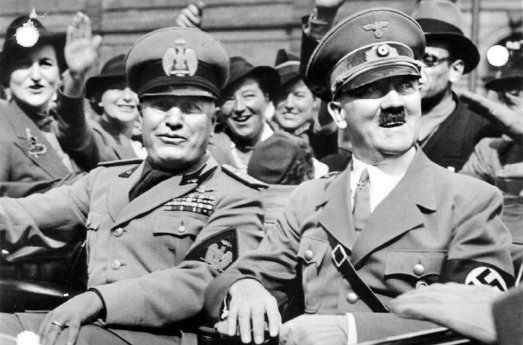 Mussolini und Hitler_Foto Bundesarchiv_Wikimedia.jpg