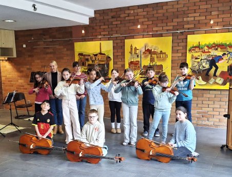 Übergabe Geislautern 2.jpg