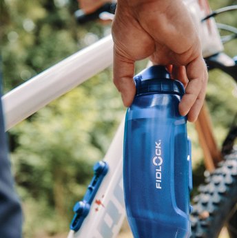 @FIDLOCK - TWIST singel bottle in Motion Blue 590 ml Ausschnitt kompr.jpg