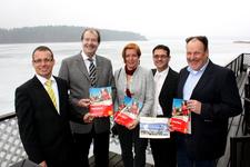 I.Kalms(Hoteldirektor), R.Hergenhahn(Leiter ITS Autoreisen), A.Nagel (GF Tourismusverband Meckl.Seenplatte),V.Wünsche(Unternehmenssprecher Van der Valk Deutschland), B.Fischer (GF Landestourismusverband) v.l.n.r.(Quelle: D. Behm )  