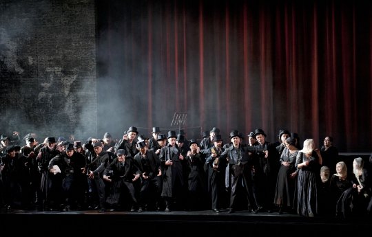 Oper Leipzig_Nabucco_Premiere 06.01.13_Chor&Zusatzchor der Oper Leipzig_copyright Kirsten N.jpg