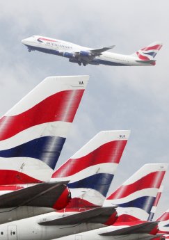 British Airways Boeing 747_taking off.jpg