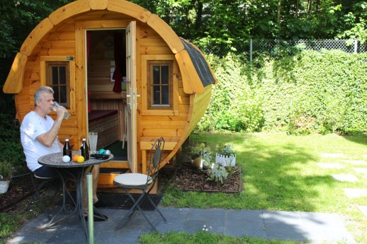 Barrell_cosy corner.JPG