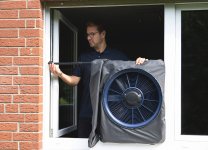 Luftdichtheitstests sollten fest in den Bauablauf eingeplant werden.