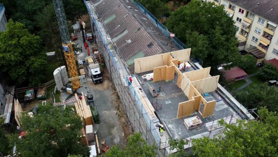 20240826_Pressefoto_FFM Fechenheim_Aufstockung Dietesheimer Strasse 2.jpg