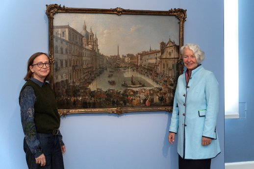 Kuratorin Antje-Fee Köllermann und Direktorin Katja Lembke in den neuen Räumen der KunstWelten (.jpg