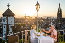Freiburg Innenstadt Abendessen Terrasse Greiffenegg Schlössle