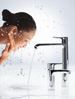 Besser als Wasser. Der AirPower-Mix aus Wasser und Luft sorgt für sparsamen Verbrauch und mehr Streicheleinheiten für die Haut / Copyright: hansgrohe / Hansgrohe SE