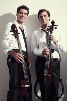 2Cellos - In2ition Pressefoto_Credit C Smallz & Raskind - Sony Classical.jpg