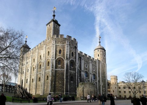 Tower_of_London.jpg