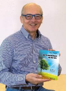 Heiko Wenner präsentiert sein neues Buch "Den Energieräubern auf der Spur"