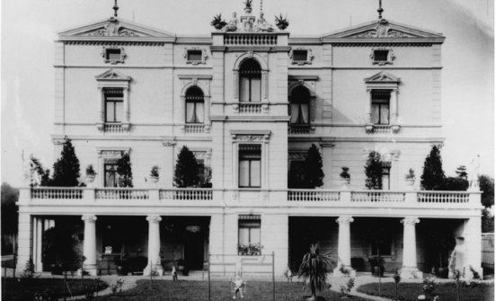 Villa_Buth_um_1900.png_Foto_Untere_Denkmalbehoerde.png