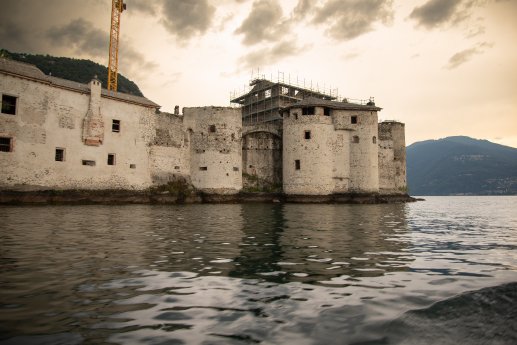 Castelli di Cannero Baustelle@R.jpg