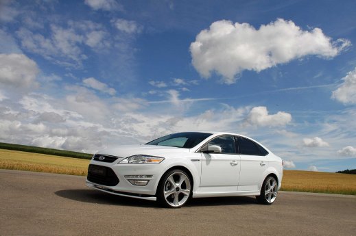 Ford_Mondeo_Front_Side_1.jpg