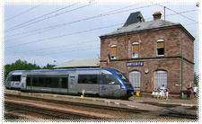 Weihnachtszug und Zugverbindung Mulhouse-Müllheim, (Foto: Tourismusverband Oberelsass)