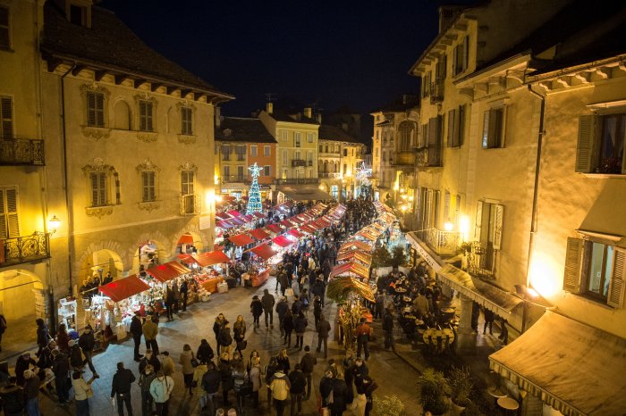 DOMODOSSOLA_Mercatini_Archivio fotografico DTL_Studio RDS.JPG