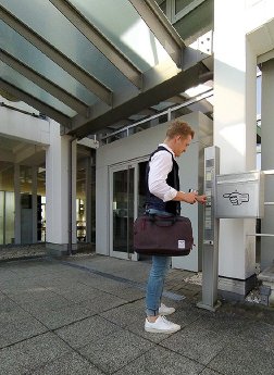 bbg60gy_business briefcase xxl_Troika(9).jpg