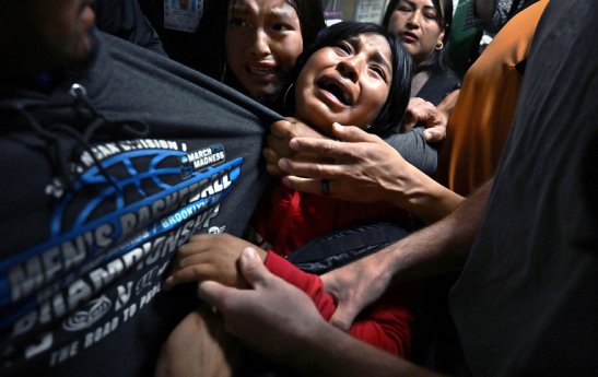 World Press Photo of the Year 2026, ICE-Arrests at New York Court, Foto Carol Guzy for Miami Her.jpg