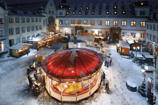 Weihnachtsmarkt-Jesuitenplatz_(c)gauls DIE FOTOGRAFEN_15x10cm.jpg