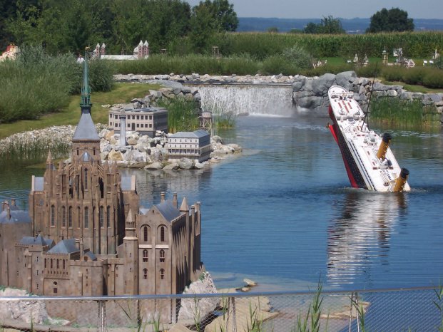 Titanic Niagarafälle und St. Michel 600.jpg