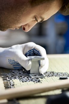 11_2 Stanzwerkzeug bauen – echte Handarbeit.jpg