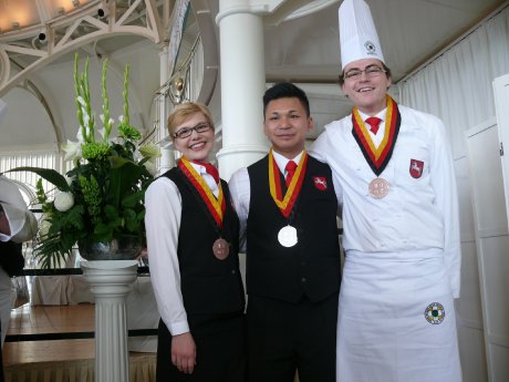 Team Niedersachsen mit Silbermedaillengewinner Hoang Viet Nguyen vom Restaurant  Die Insel .JPG