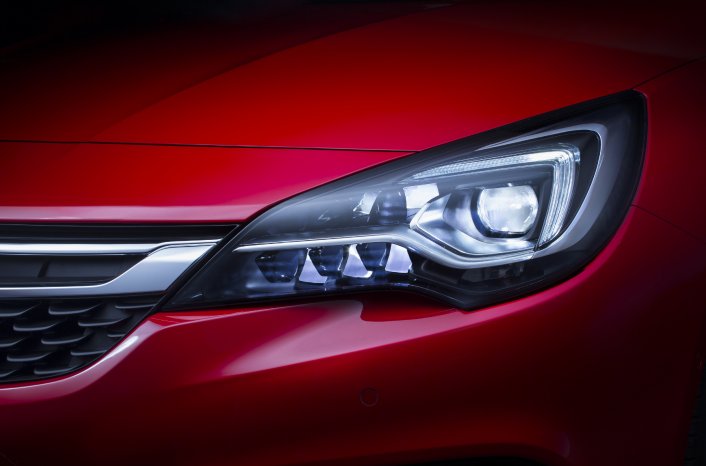 Opel-Astra-IntelliLux-LED-Matrix-Licht-295889.jpg