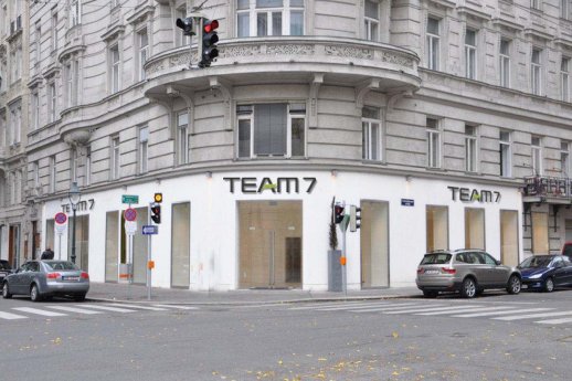 TEAM 7_Fassade Wien.jpg