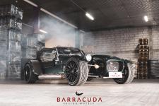 VM 77: Lotus Seven-Replika auf Barracuda Karizzma-Felgen
