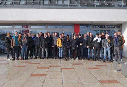 34 angehende Dachdecker folgten der Einladung von Velux