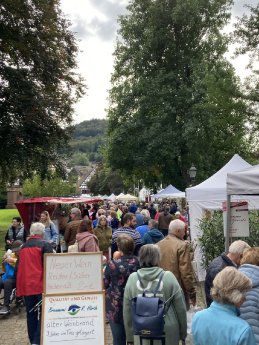 PM_1_Herbstmarkt, Erntedankfest und verkaufsoffener Sonntag in Bad Herrenalb.jpeg