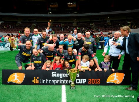 Borussia Mönchengladbach_Sieger Onlineprinters-CUP-2012-1024x749.jpg