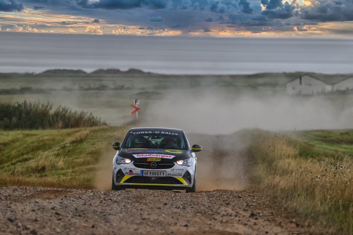 04-Opel-Corsa-e-Rally-516767.jpg
