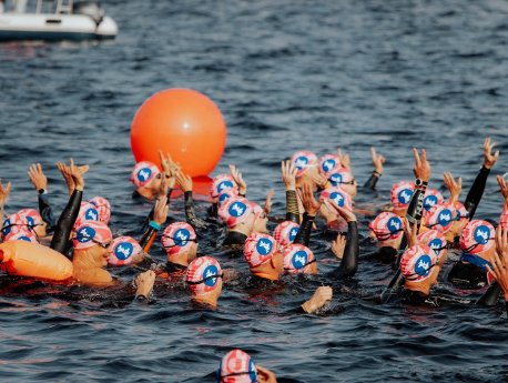 Hafenschwimmen2023-Start.jpg