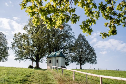 Kapelle Degerndorf c Tölzer Land Tourismus, Leonie Lorenz.jpg