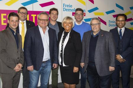 Steven Wink, Alexander Baldus, Johannes Lauer, Söhren Unverzagt, Cornelia Willius-Senzer, Karl-Christian Neger, Peter Mumbauer, Andreas Unger (v. li.)