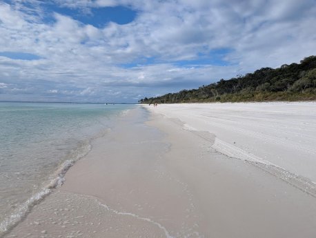 2_-_fraser_island_kgari_strand_beim_awinya_creek.jpg