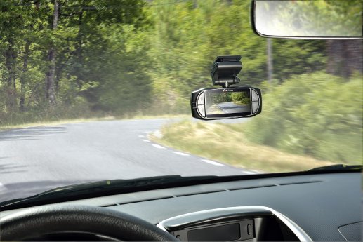 NX-4116_3_NavGear_Super-HD-Dashcam_MDV-%203300.SHD.jpg