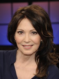 Iris Berben ist eine bekannte deutsche Schauspielerin und Synchronsprecherin. Sie ist Mutter des Filmproduzenten Oliver Berben.