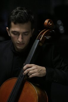 Aurelien-Pascal02_Foto-Béa Cruveiller.jpg