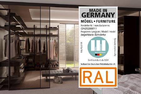 raumplus, in der Produktkategorie begehbare Schränke, zertifiziert mit dem Label "Möbel Made in Germany" .