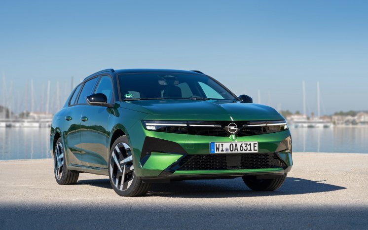 neuer-opel-astra-sports-tourer.jpg