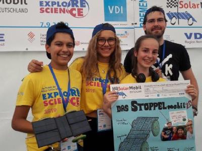 strahlende Bronzemedaillen-Gewinner: Team Stoppel-Mobil aus Pinneberg